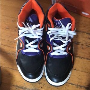 EUC Mens Nike Air Flight 89